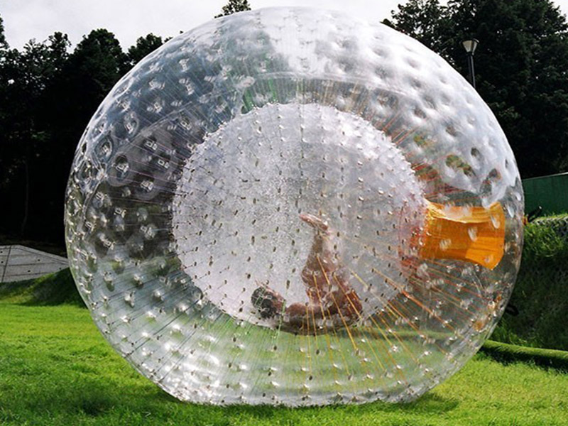 ลูกบอล Zorb พอง